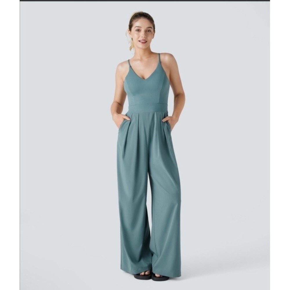 NWT Halara Breezeful Invisible Zipper Pocket Wide Leg‎ Quick Dry Blue XS